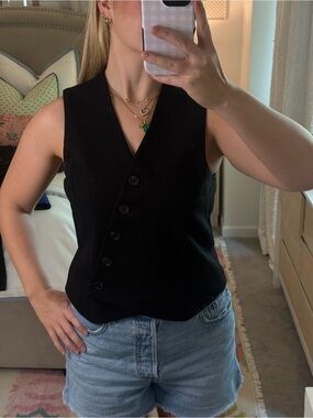 Evereve Black Sleeveless Asymmetric Button Vest